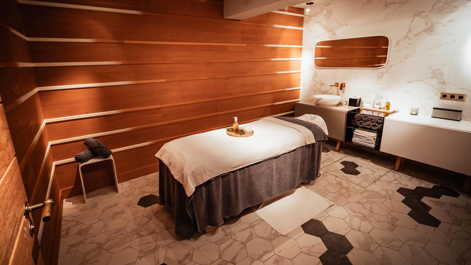 Hotel La Mourra Валь-д'Изер Экстерьер фото